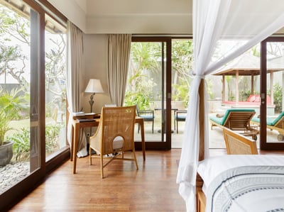 Luxury Villa Photo #15