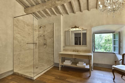 Luxury Villa Photo #30