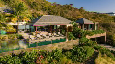 Luxury Villa Photo #2