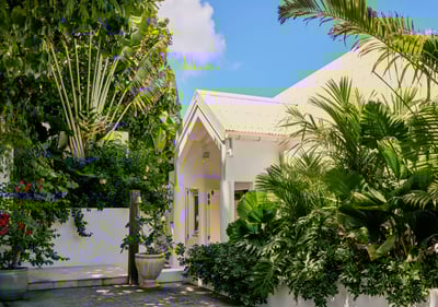 Luxury Villa Photo #2