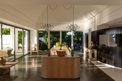 Luxury Villa Photo #15