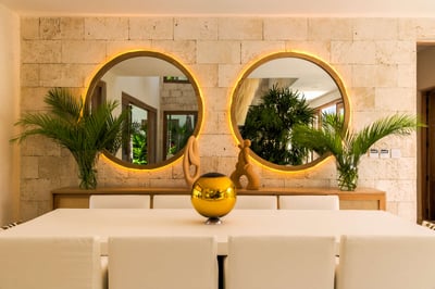 Luxury Villa Photo #43