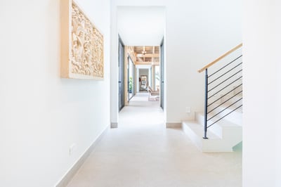 Luxury Villa Photo #15