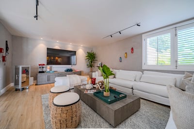 Luxury Villa Photo #16