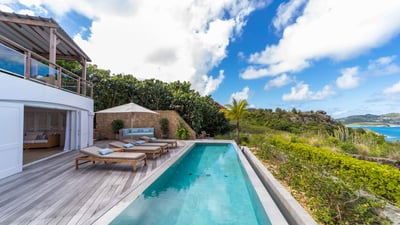 Luxury Villa Photo #2