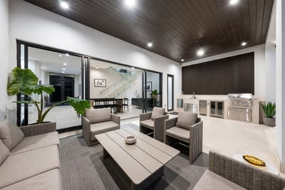 Luxury Villa Photo #11