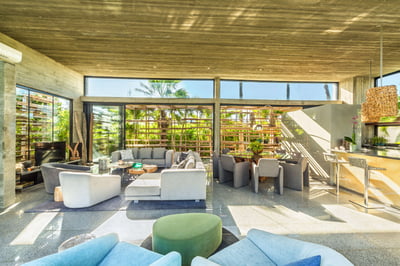 Luxury Villa Photo #15