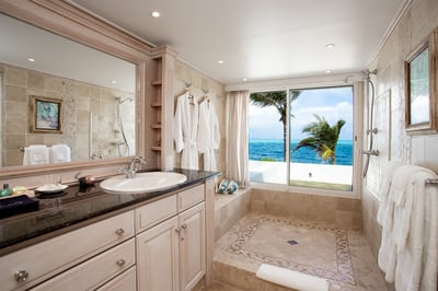 Luxury Villa Photo #33