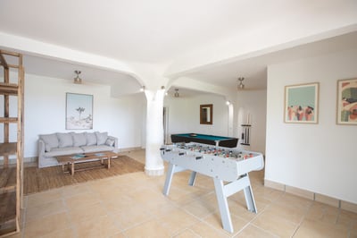 Luxury Villa Photo #20