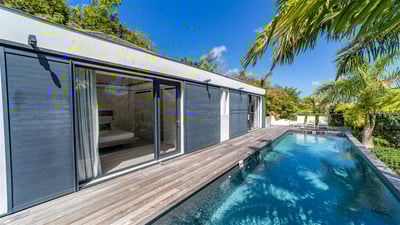 Pool & Terrace