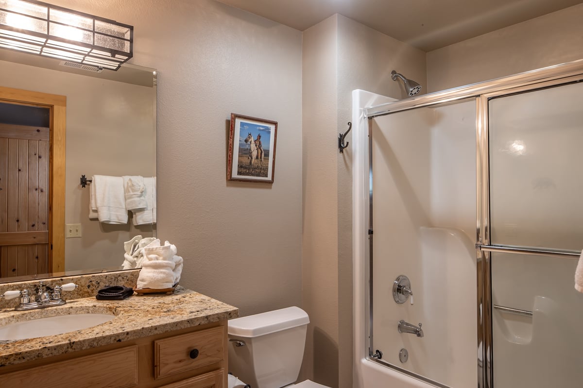 Huckleberry Hideaway