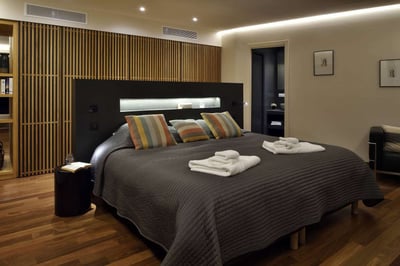 Luxury Villa Photo #22