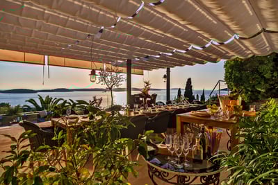 Luxury Villa Photo #9