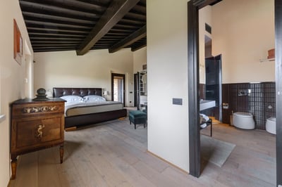 Luxury Villa Photo #43