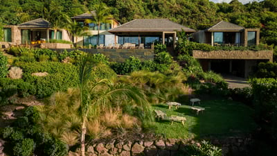 Luxury Villa Photo #4