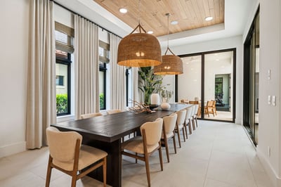 Luxury Villa Photo #16