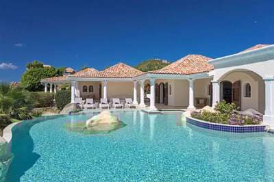 Les Terres Basses,La Salamandre