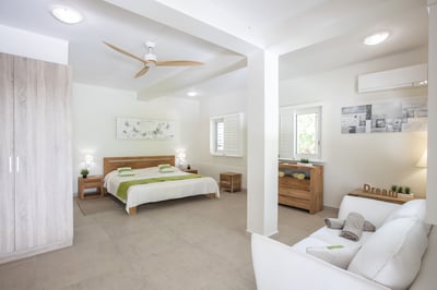 Luxury Villa Photo #36
