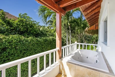 Luxury Villa Photo #34