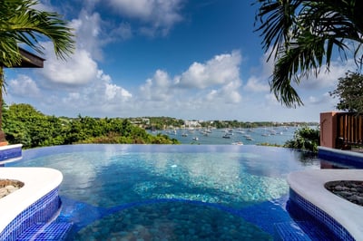 Luxury Villa Photo #2