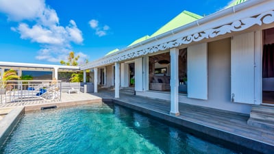 Luxury Villa Photo #7