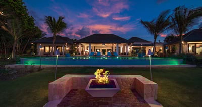 Luxury Villa Photo #2