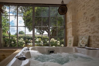Luxury Villa Photo #13