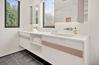 Luxury Villa Photo #30