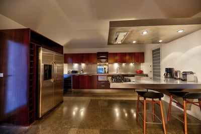 Kitchen & Dining Areas
