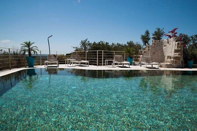 Luxury Villa Photo #2