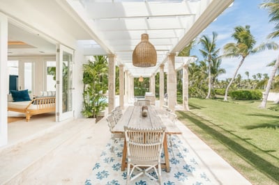 Luxury Villa Photo #10