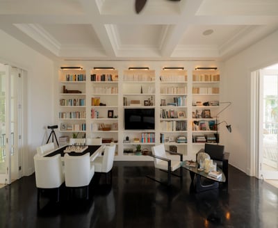 Luxury Villa Photo #35