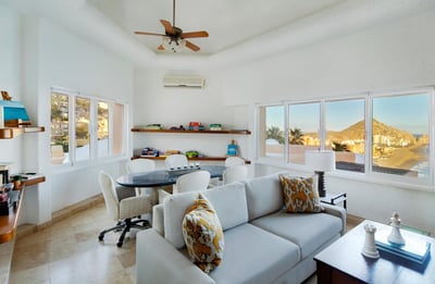 Luxury Villa Photo #19