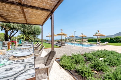 Luxury Villa Photo #6