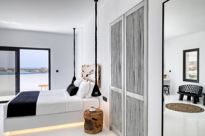 Luxury Villa Photo #19