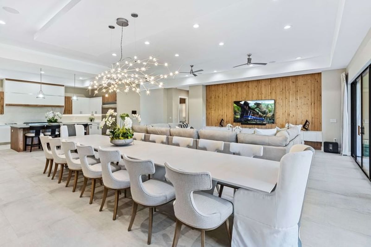 Paradise Palisade Estate