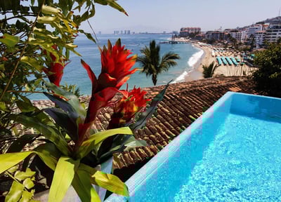 Luxury Villa Photo #5