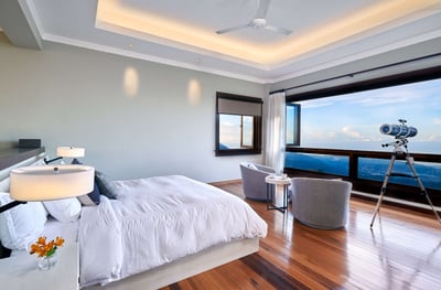 Luxury Villa Photo #24