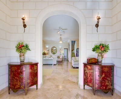 Luxury Villa Photo #18