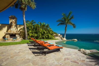 Luxury Villa Photo #5