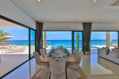 Luxury Villa Photo #21