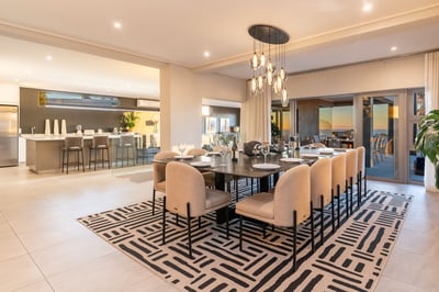 Luxury Villa Photo #25