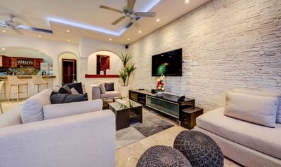 Luxury Villa Photo #11