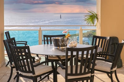 Luxury Villa Photo #4