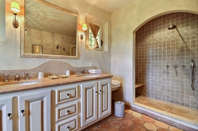 Luxury Villa Photo #18