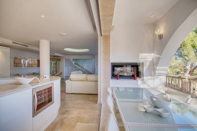 Luxury Villa Photo #19