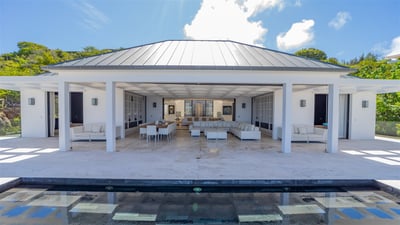 Pool & Terrace
