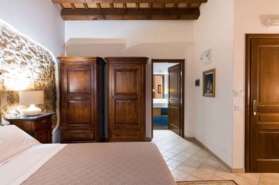 Luxury Villa Photo #47