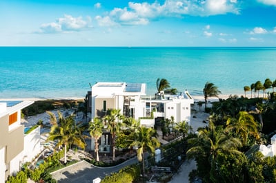 Luxury Villa Photo #6