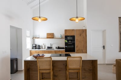 Luxury Villa Photo #11